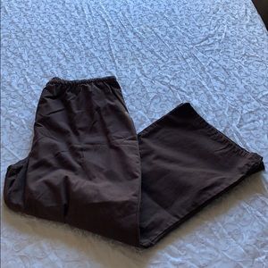 Tafford woman’s scrub pants